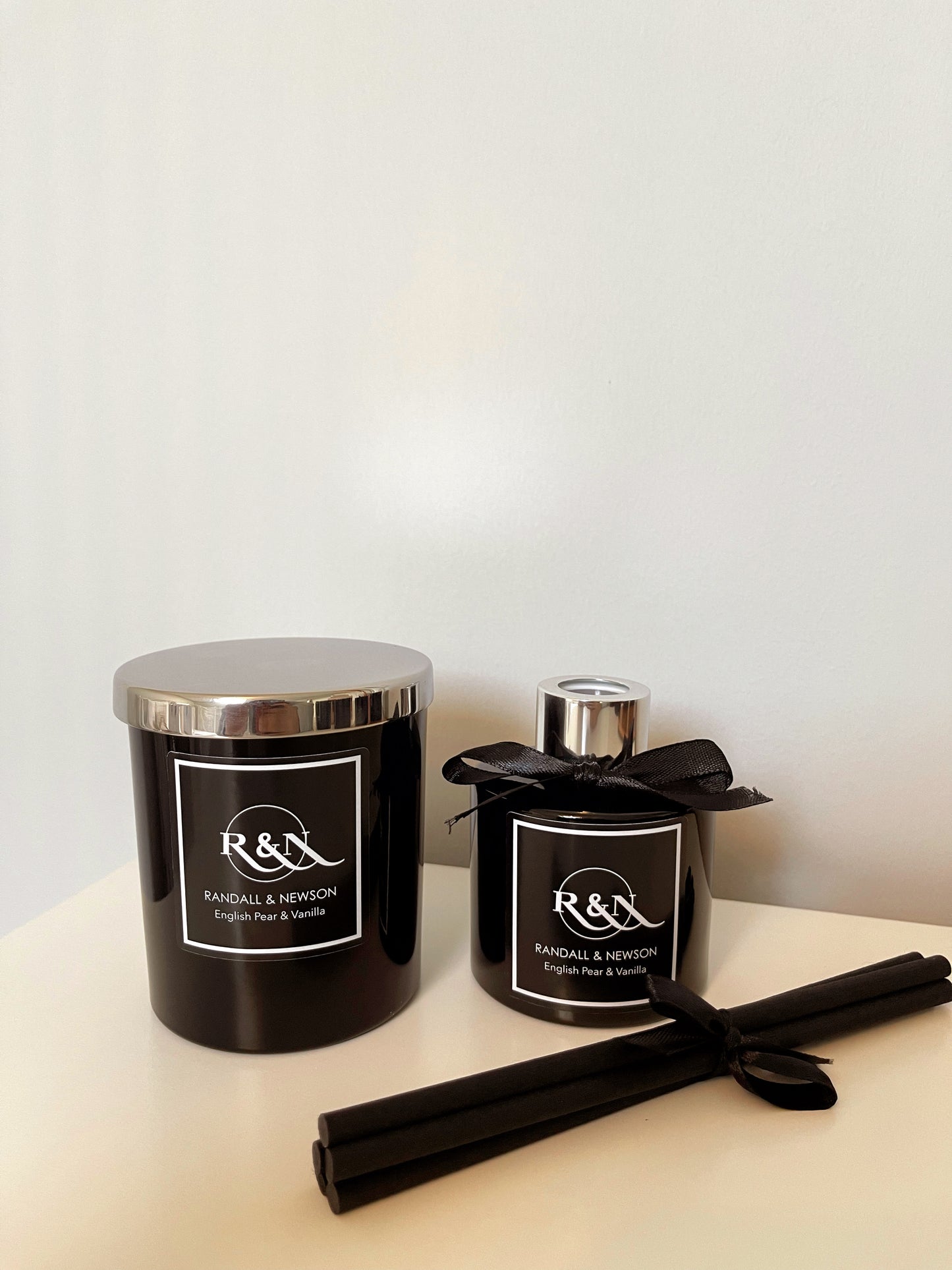 English Pear & Vanilla Candle